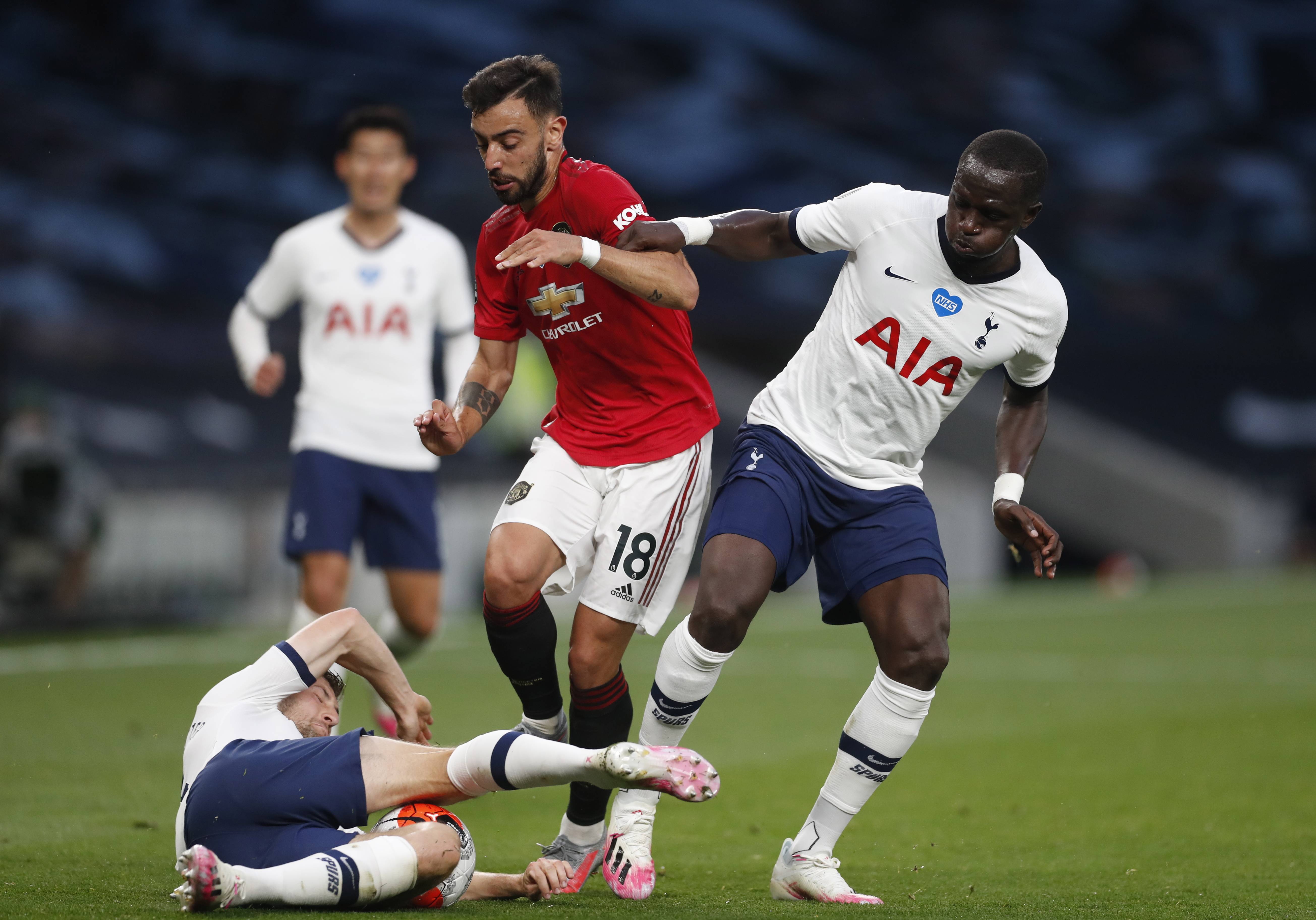 雄鹿队的纸 雄鹿队的纸